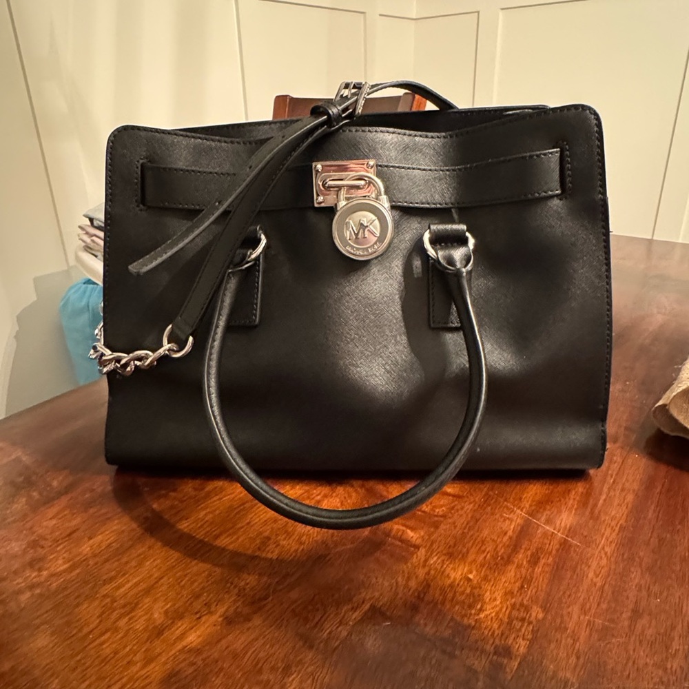 Michael Kors black cross hatch large bag